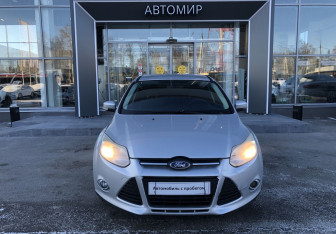 Подержанный автомобиль Ford Focus Hatchback 2012 года (2 фото)