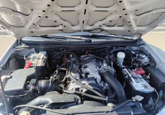 Подержанный автомобиль Mitsubishi L200 2011 года (11 фото)