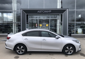 Подержанный автомобиль Kia Cerato Sedan 2021 года (4 фото)