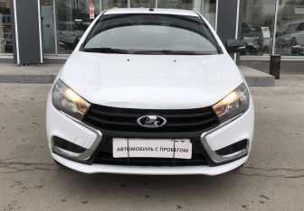 Подержанный автомобиль LADA (ВАЗ) Vesta Sedan 2016 года (2 фото)