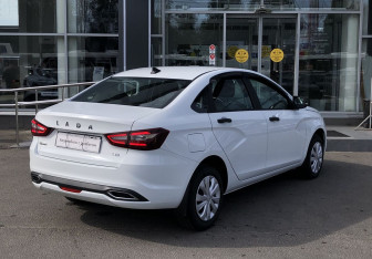 Подержанный автомобиль LADA (ВАЗ) Vesta Sedan 2024 года (5 фото)