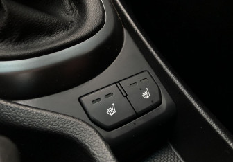 Подержанный автомобиль Kia Rio Sedan 2012 года (15 фото)