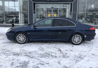Подержанный автомобиль Peugeot 607 2001 года (8 фото)