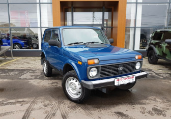 Подержанный автомобиль LADA (ВАЗ) 2121 (4x4) 2014 года (3 фото)