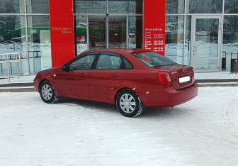 Подержанный автомобиль Chevrolet Lacetti Sedan 2008 года (7 фото)