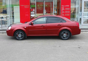 Подержанный автомобиль Chevrolet Lacetti Sedan 2008 года (8 фото)