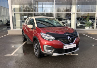 Подержанный автомобиль Renault Kaptur 2019 года (3 фото)
