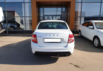 Подержанный автомобиль LADA (ВАЗ) Granta Sedan 2023 года (6 фото)