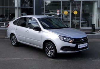 Подержанный автомобиль LADA (ВАЗ) Granta Liftback 2024 года (3 фото)