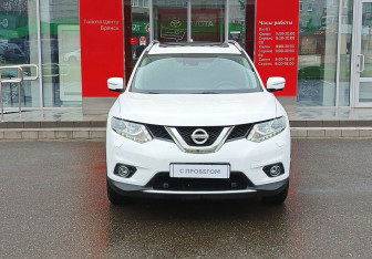 Подержанный автомобиль Nissan X-Trail 2017 года (2 фото)