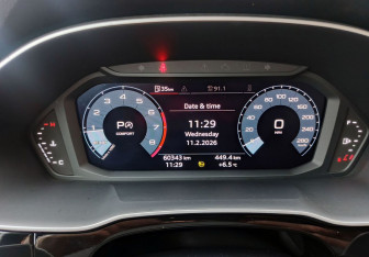 Подержанный автомобиль Audi Q3 2021 года (13 фото)