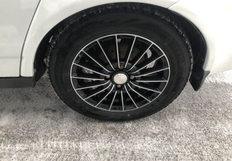 Подержанный автомобиль LADA (ВАЗ) Priora Sedan 2013 года (15 фото)