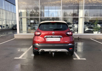 Подержанный автомобиль Renault Kaptur 2019 года (6 фото)