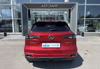 Подержанный автомобиль Changan UNI-S 2024 года (6 фото)