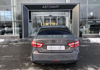 Подержанный автомобиль LADA (ВАЗ) Vesta Sedan 2021 года (6 фото)