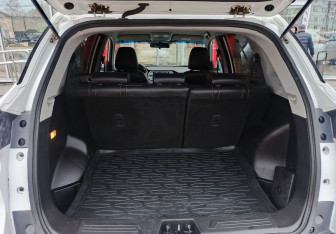 Подержанный автомобиль Lifan X70 2018 года (12 фото)