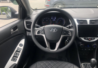 Подержанный автомобиль Hyundai Solaris Sedan 2016 года (12 фото)