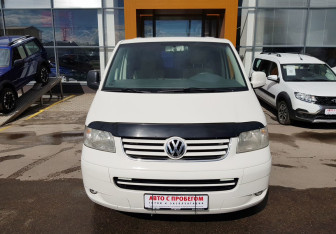 Подержанный автомобиль Volkswagen Transporter Minivan 2004 года (2 фото)