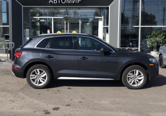 Подержанный автомобиль Audi Q5 2019 года (4 фото)