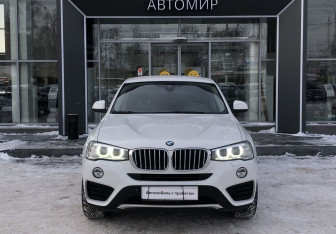 Подержанный автомобиль BMW X4 2016 года (2 фото)
