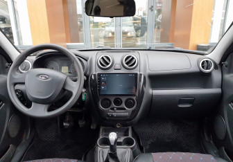 Подержанный автомобиль LADA (ВАЗ) Granta Sedan 2017 года (11 фото)