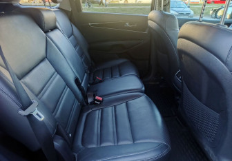 Подержанный автомобиль Kia Sorento 2019 года (16 фото)