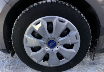 Подержанный автомобиль Ford Focus Hatchback 2014 года (19 фото)