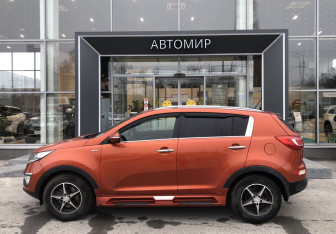 Подержанный автомобиль Kia Sportage 2011 года (8 фото)