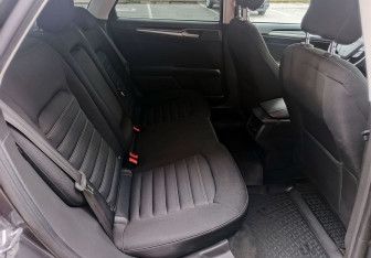 Подержанный автомобиль Ford Mondeo Sedan 2016 года (16 фото)