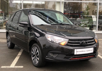 Подержанный автомобиль LADA (ВАЗ) Granta Liftback 2024 года (3 фото)