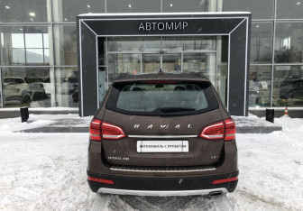 Подержанный автомобиль Haval H6 2019 года (6 фото)