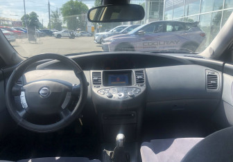 Подержанный автомобиль Nissan Primera Sedan 2006 года (10 фото)