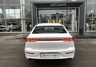 Подержанный автомобиль FAW Bestune B70 2023 года (6 фото)