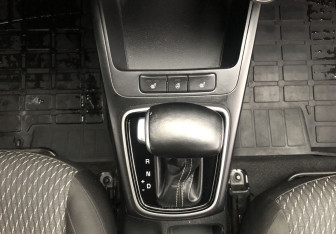 Подержанный автомобиль Kia Rio Hatchback 2017 года (15 фото)