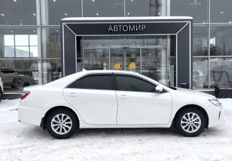 Подержанный автомобиль Toyota Camry Sedan 2016 года (4 фото)