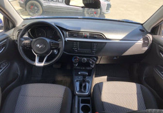 Подержанный автомобиль Kia Rio Hatchback 2020 года (10 фото)
