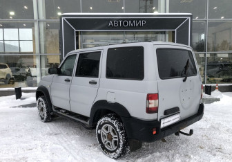 Подержанный автомобиль УАЗ Patriot 2007 года (7 фото)