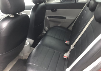 Подержанный автомобиль Hyundai Verna Sedan 2007 года (11 фото)