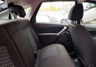 Подержанный автомобиль LADA (ВАЗ) Granta Hatchback 2019 года (10 фото)