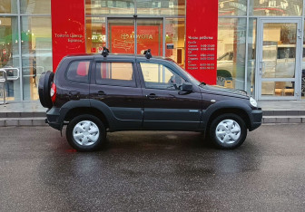Подержанный автомобиль Chevrolet Niva 2013 года (4 фото)