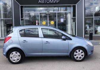 Подержанный автомобиль Opel Corsa 2008 года (4 фото)
