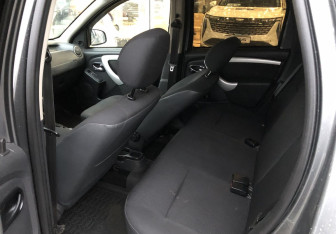 Подержанный автомобиль Nissan Terrano 2014 года (12 фото)