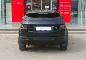 Подержанный автомобиль Land Rover Range Rover Evoque 2011 года (6 фото)