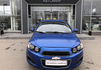Подержанный автомобиль Chevrolet Aveo Sedan 2013 года (2 фото)