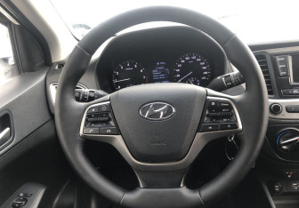 Подержанный автомобиль Hyundai Solaris Sedan 2019 года (11 фото)