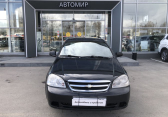 Подержанный автомобиль Chevrolet Lacetti Sedan 2012 года (2 фото)