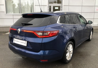 Подержанный автомобиль Renault Megane Wagon 2019 года (5 фото)