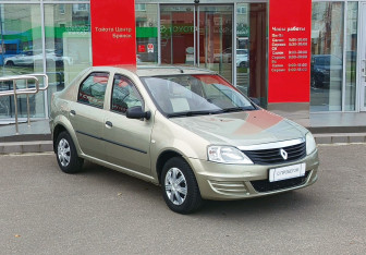 Подержанный автомобиль Renault Logan Sedan 2011 года (3 фото)