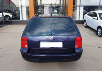 Подержанный автомобиль Volkswagen Passat Wagon 1999 года (6 фото)