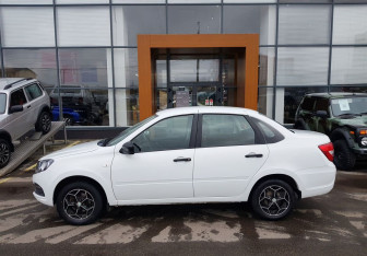 Подержанный автомобиль LADA (ВАЗ) Granta Sedan 2021 года (8 фото)